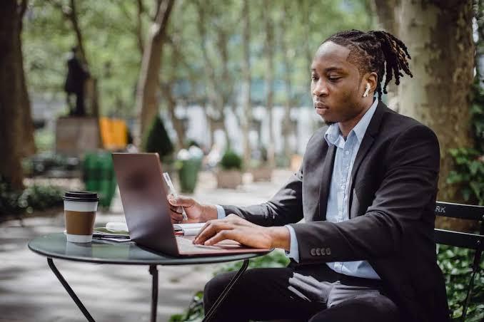 Best-Rated Apps For Data Entry Jobs In Nigeria For 2025 (Work Anywhere & Get Paid)