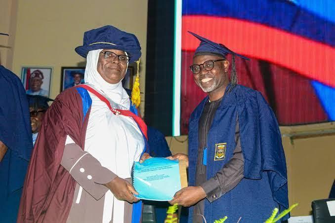 Professor Salary & Grade Levels + Allowance Structure In Nigeria: Official Figures (2025)