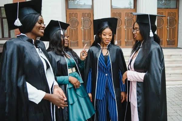 Hnd Holder Salary & Grade Levels + Allowance Structure In Nigeria (2025): Official Figures