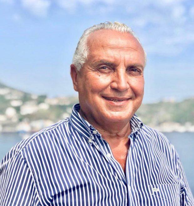 Husni Bey: Biography, Net Worth & Career Achievements (2025)