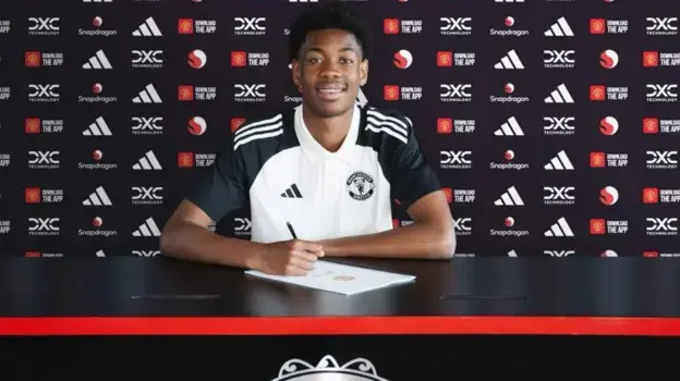 Enzo Kana-Biyik: Biography, Net Worth, Salary, And Transfer History