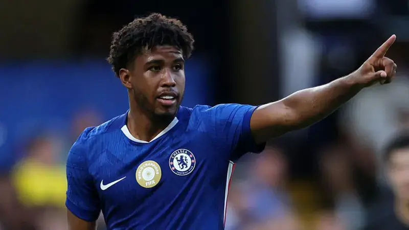 Andrey Santos: Biography, Net Worth, Salary And Transfer History